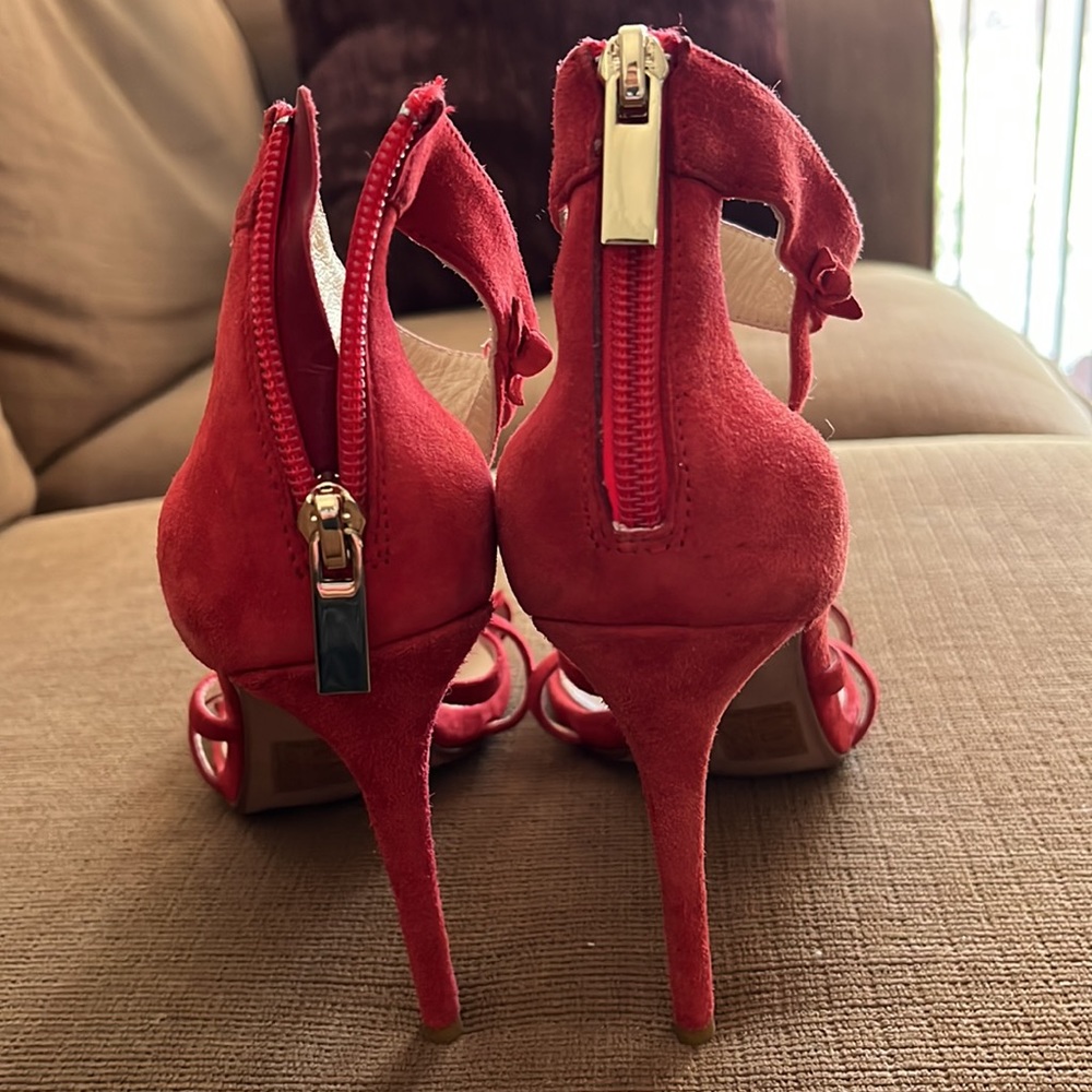 Raye Heels - Picture 2 of 4